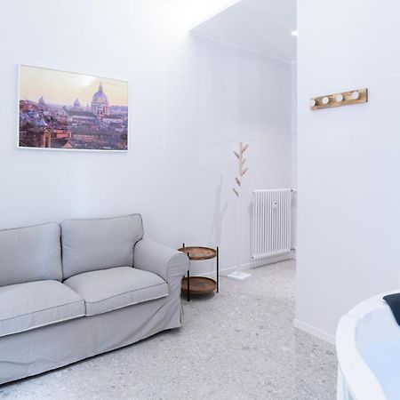 רומא White Home Suite And Rooms מראה חיצוני תמונה