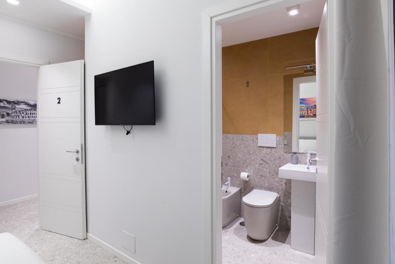 רומא White Home Suite And Rooms מראה חיצוני תמונה